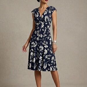 Lauren Ralph Lauren Jersey Dress Size 6 Floral Navy White Stretch V-neck